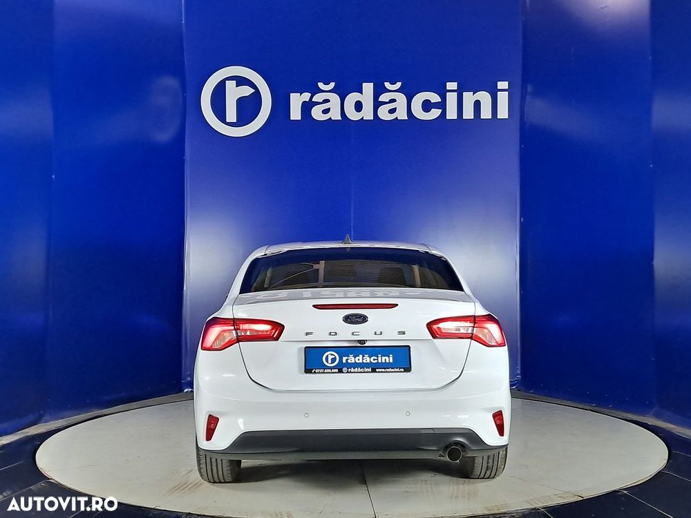 Ford Focus - 4