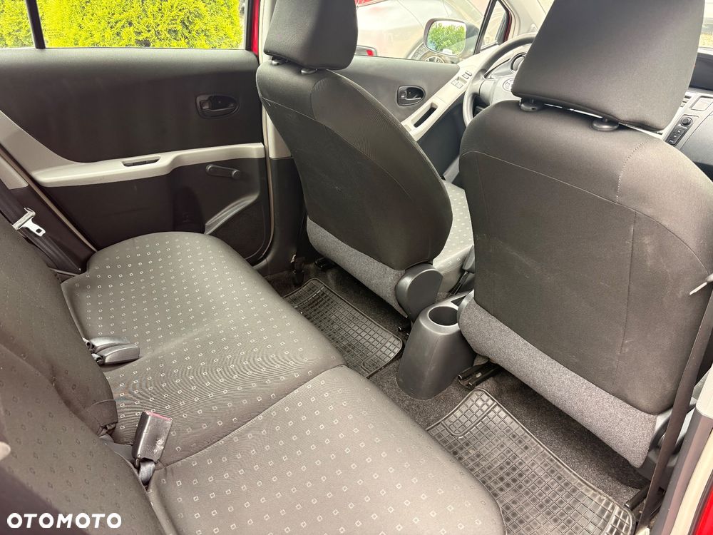 Toyota Yaris 1.3 Luna - 19