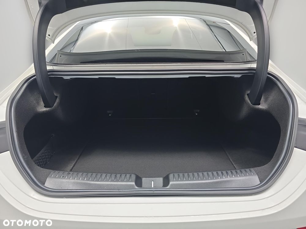 Mercedes-Benz CLA 200 mHEV 8G-DCT - 8