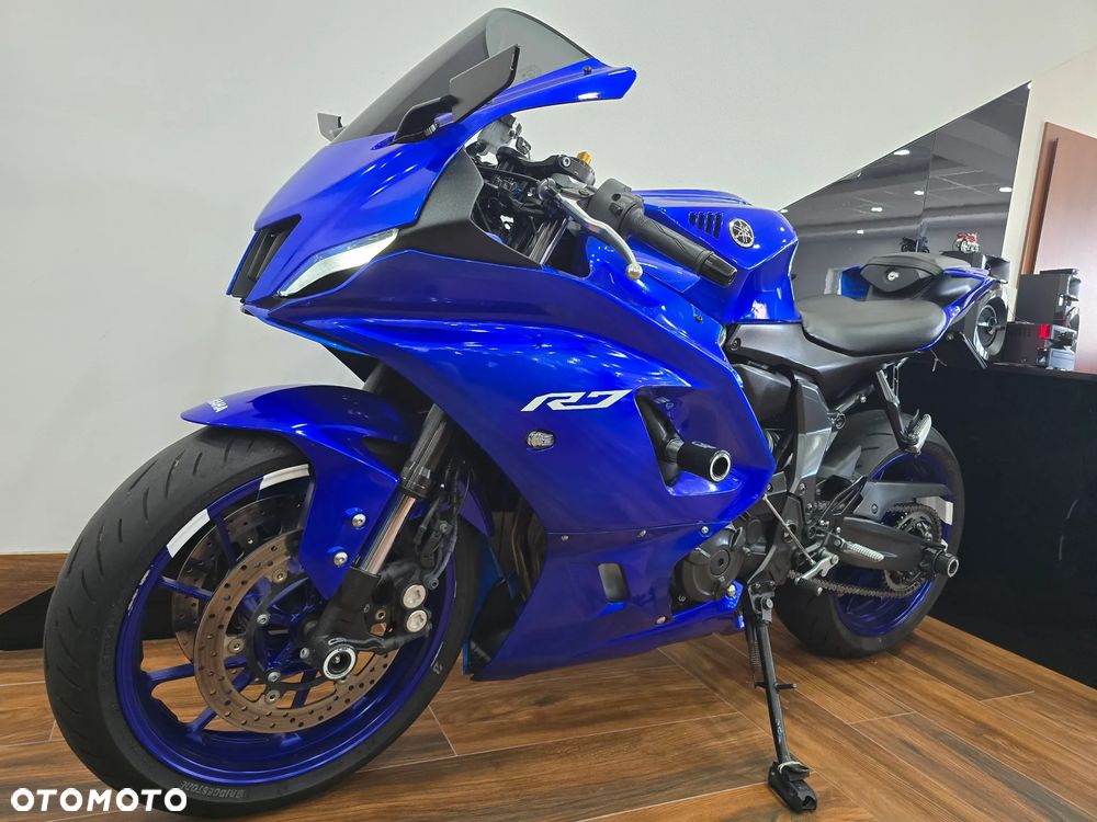 Yamaha R7 - 5
