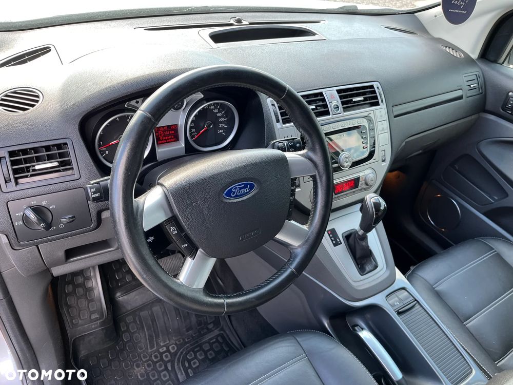 Ford Kuga - 15