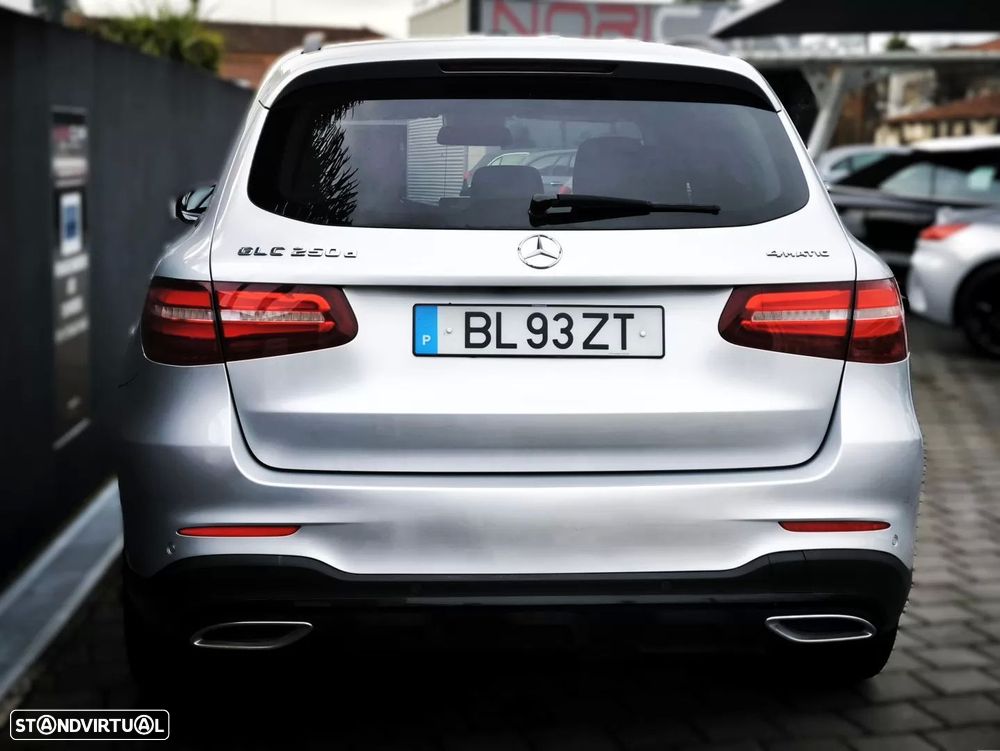 Mercedes-Benz GLC 250 d 4Matic 9G-TRONIC AMG Line - 11