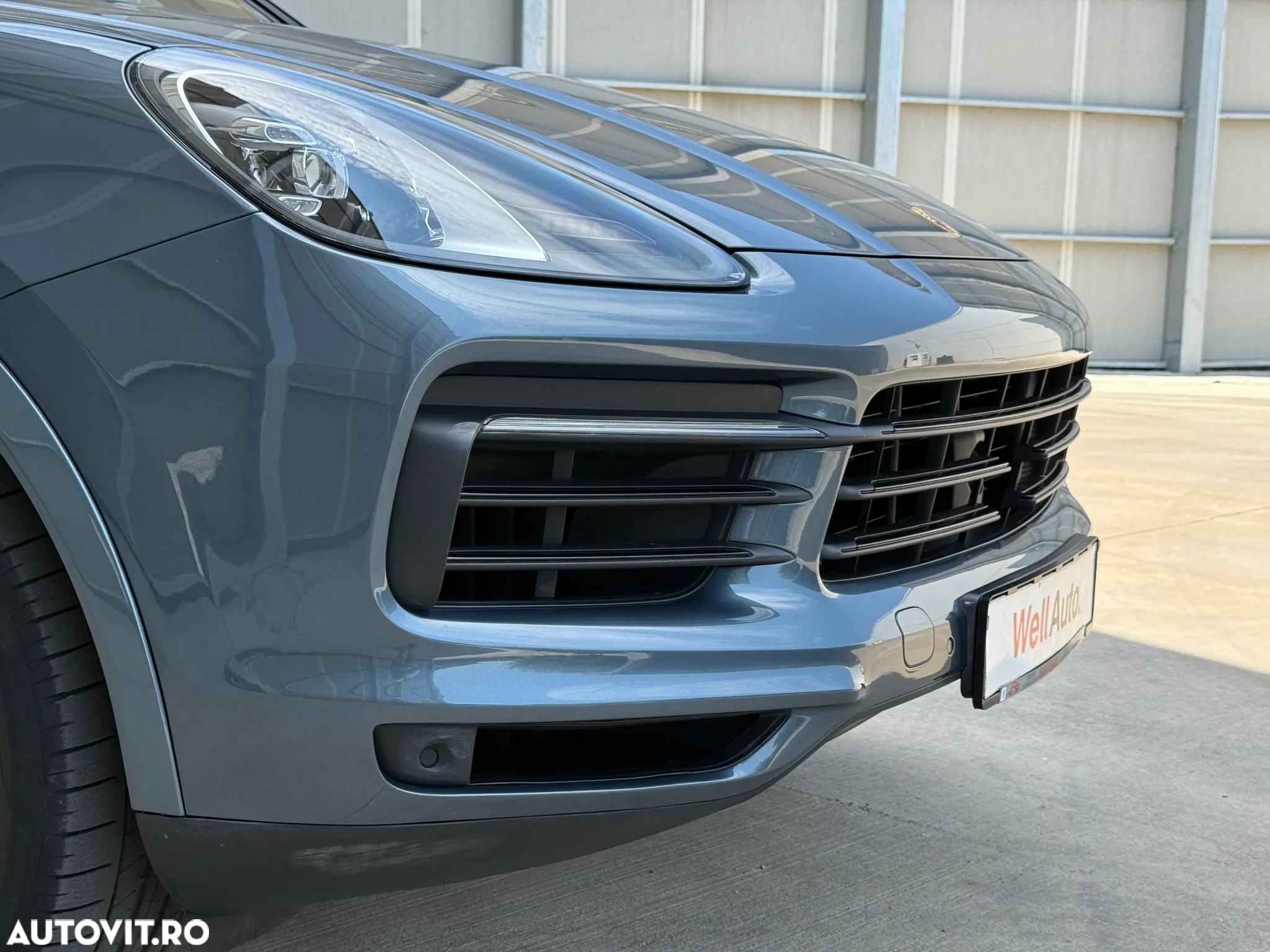 Porsche Cayenne Standard - 8