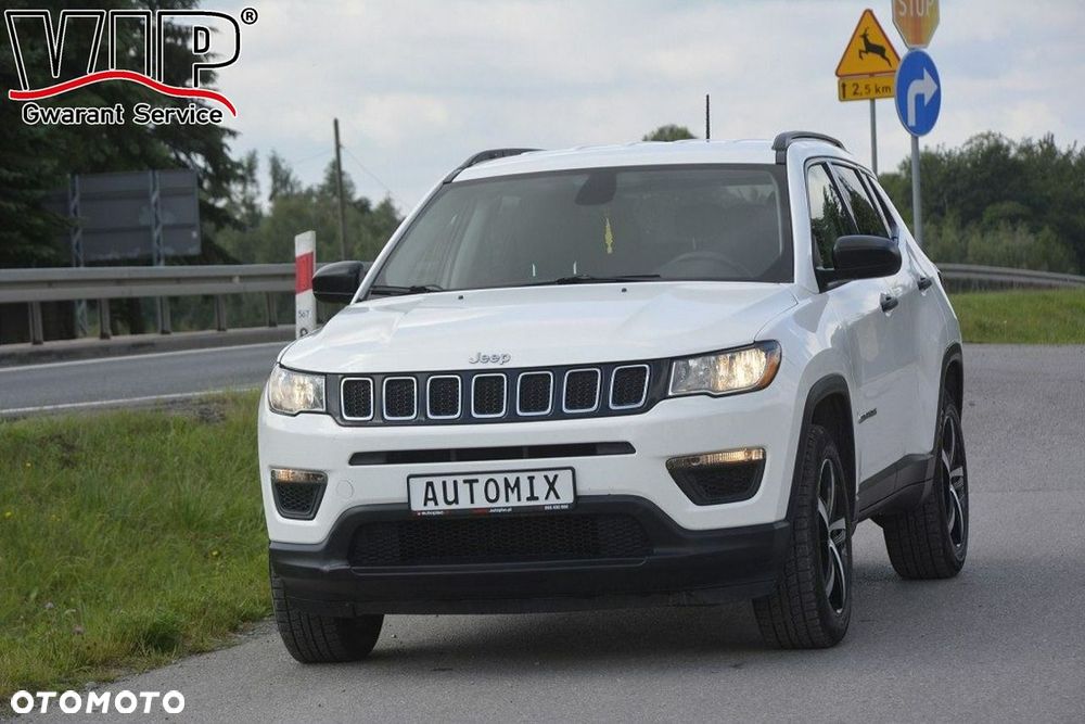 Jeep Compass - 1