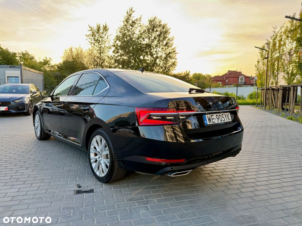 Skoda Superb 2.0 TSI 4x4 L&K DSG - 6