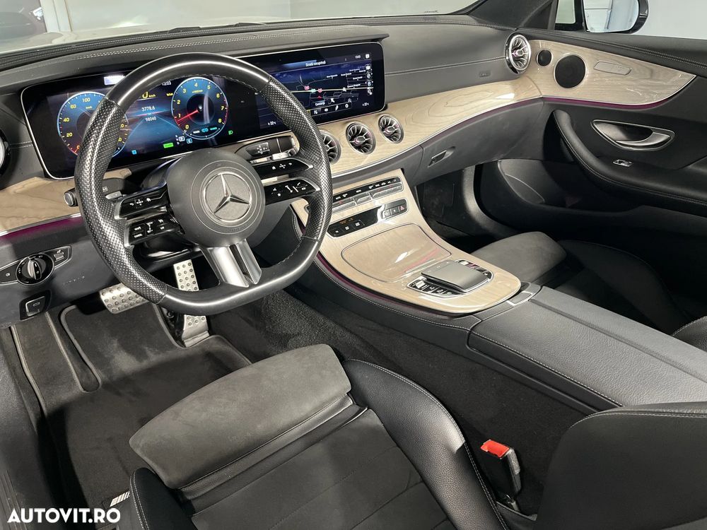 Mercedes-Benz E 300 9G-TRONIC AMG Line - 10