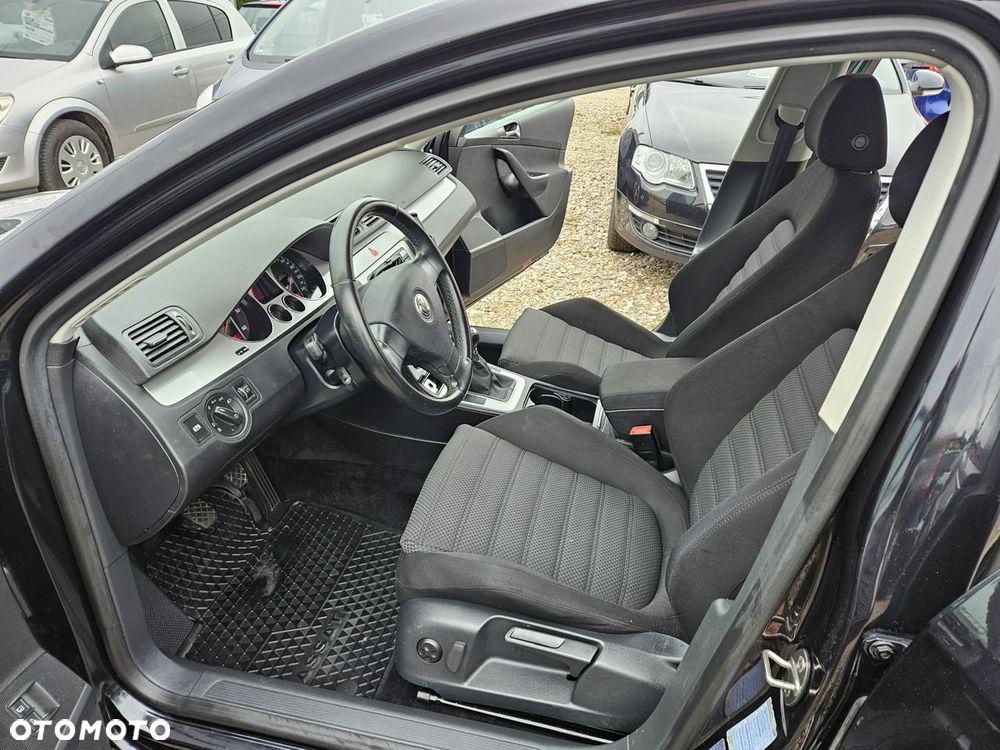 Volkswagen Passat - 7