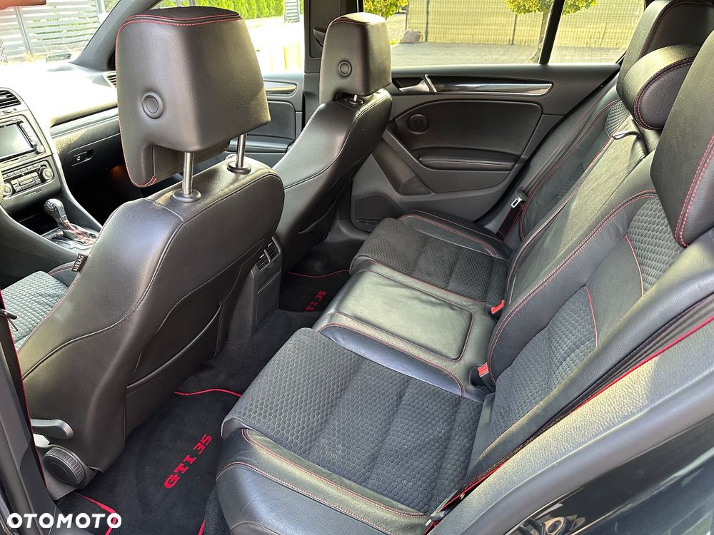 Volkswagen Golf 2.0 GTI DSG Edition 35 - 11