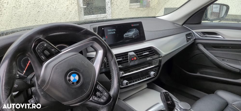 BMW Seria 5 530d Aut. Luxury Line - 9