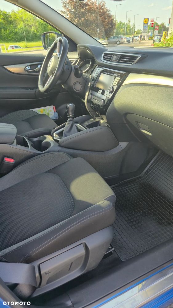 Nissan Qashqai 1.3 DIG-T N-Connecta - 8