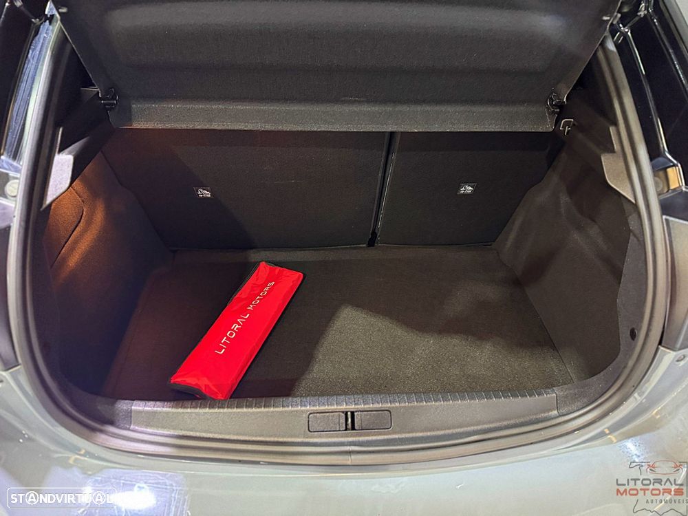 Opel Corsa 1.2 T GS - 10