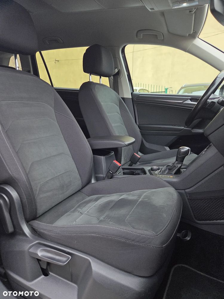 Volkswagen Tiguan Allspace 2.0 TSI 4Mot Highline DSG - 20