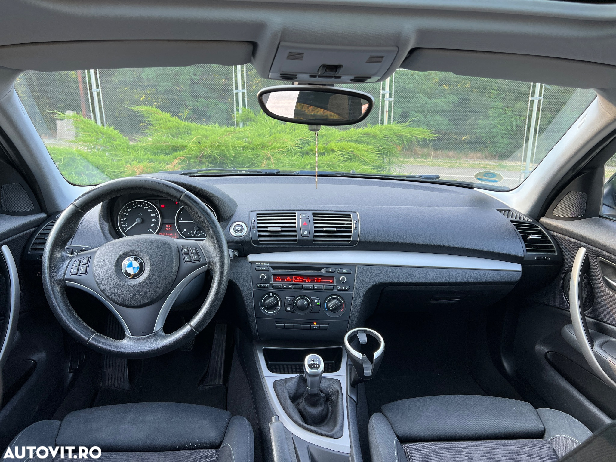 BMW Seria 1 116d - 2