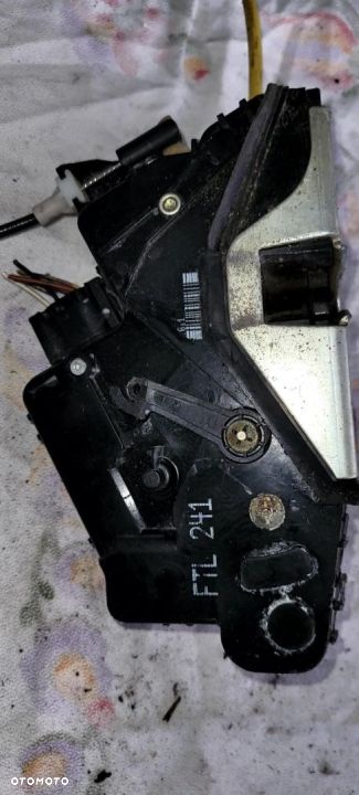 Zamek przód lewy  Bmw e46 EUROPA - 2