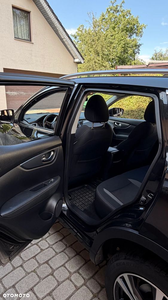 Nissan Qashqai 1.3 DIG-T N-Connecta EU6d - 8