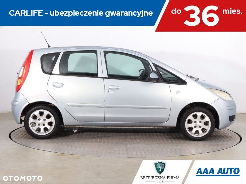 Mitsubishi Colt - 8