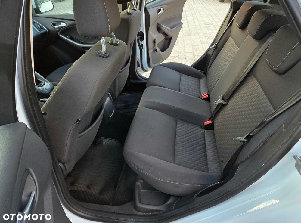 Ford Focus 1.6 Trend - 7