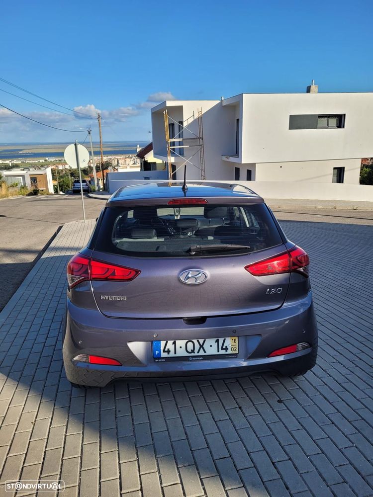 Hyundai i20 1.2 Comfort - 1