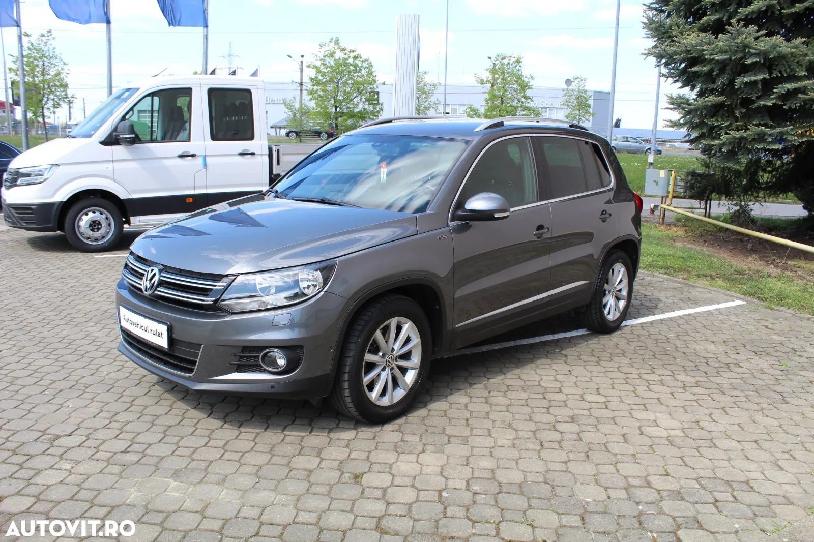 Volkswagen Tiguan 2.0 TDI SCR BlueMotion Technology Lounge Sport & Style - 30