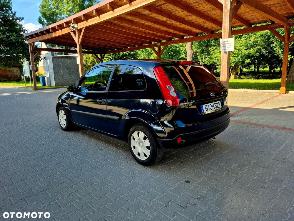 Ford Fiesta - 7