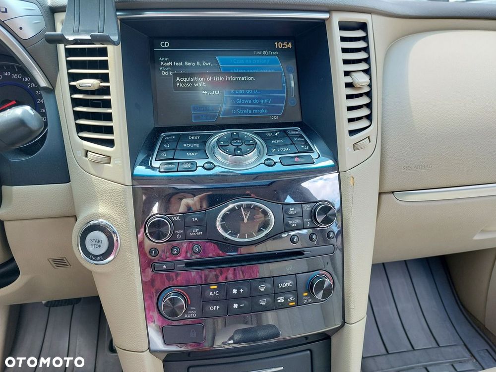Infiniti FX - 25