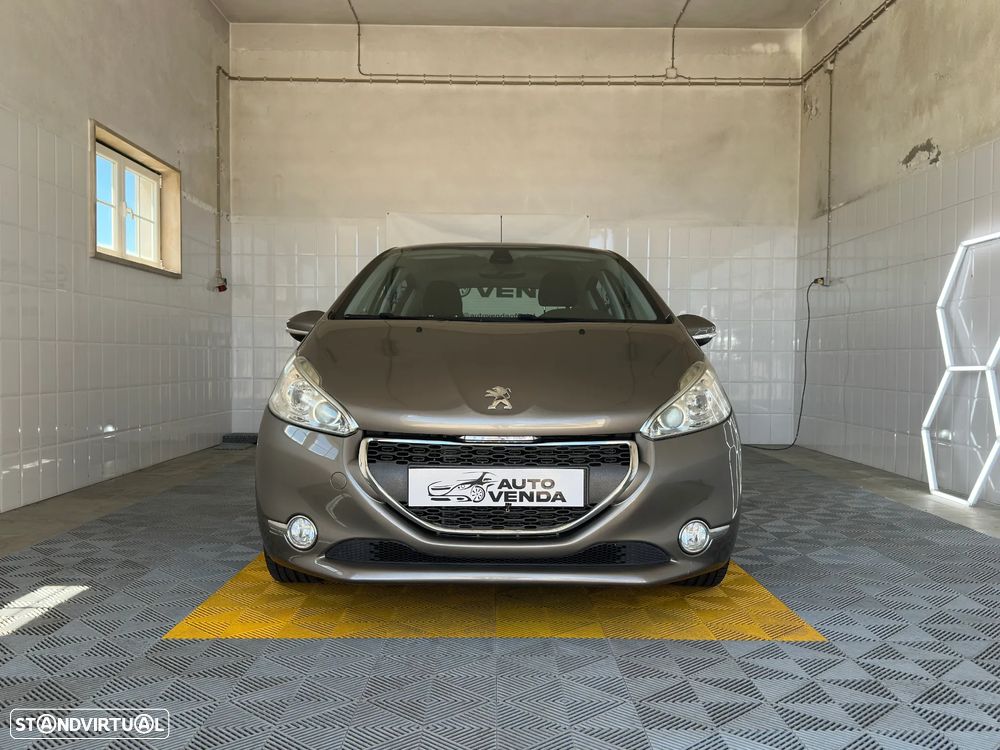 Peugeot 208 e-HDi FAP 92 Stop&Start Style - 2