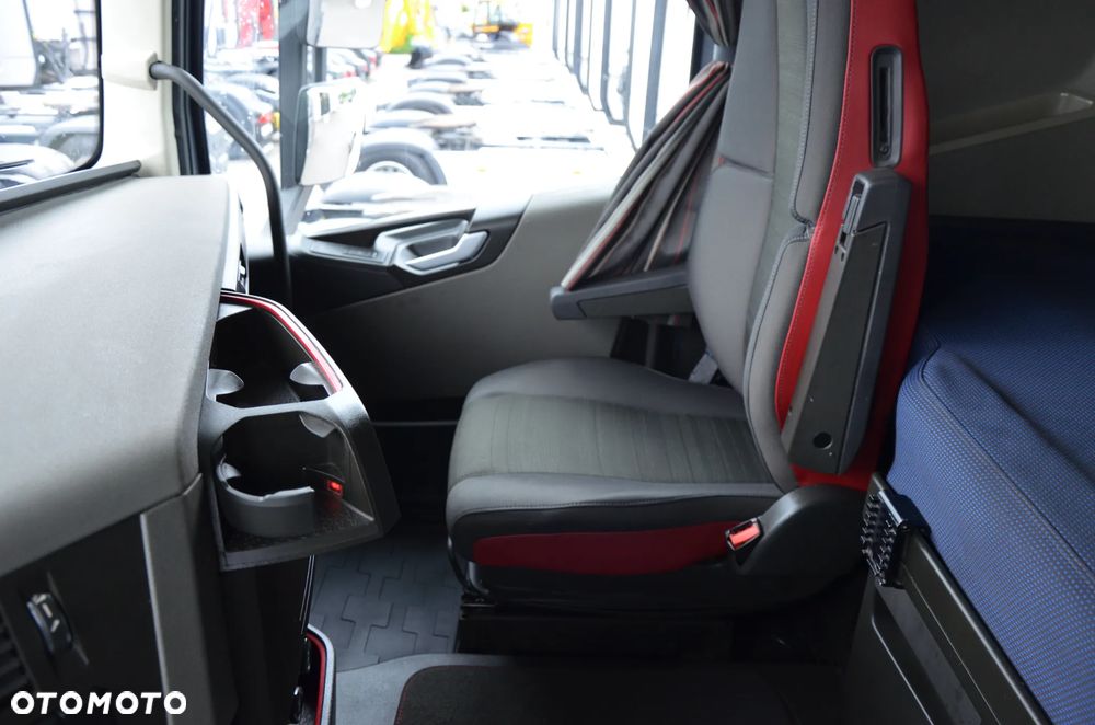Volvo FH 5 / XL / MEGA / EURO 6 / 2020r. / KLIMA P. /  ACC / NAVI / DE / 5078 - 14