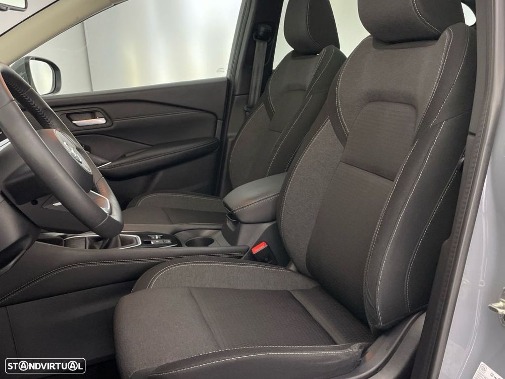 Nissan Qashqai 1.3 DIG-T N-Connecta - 18