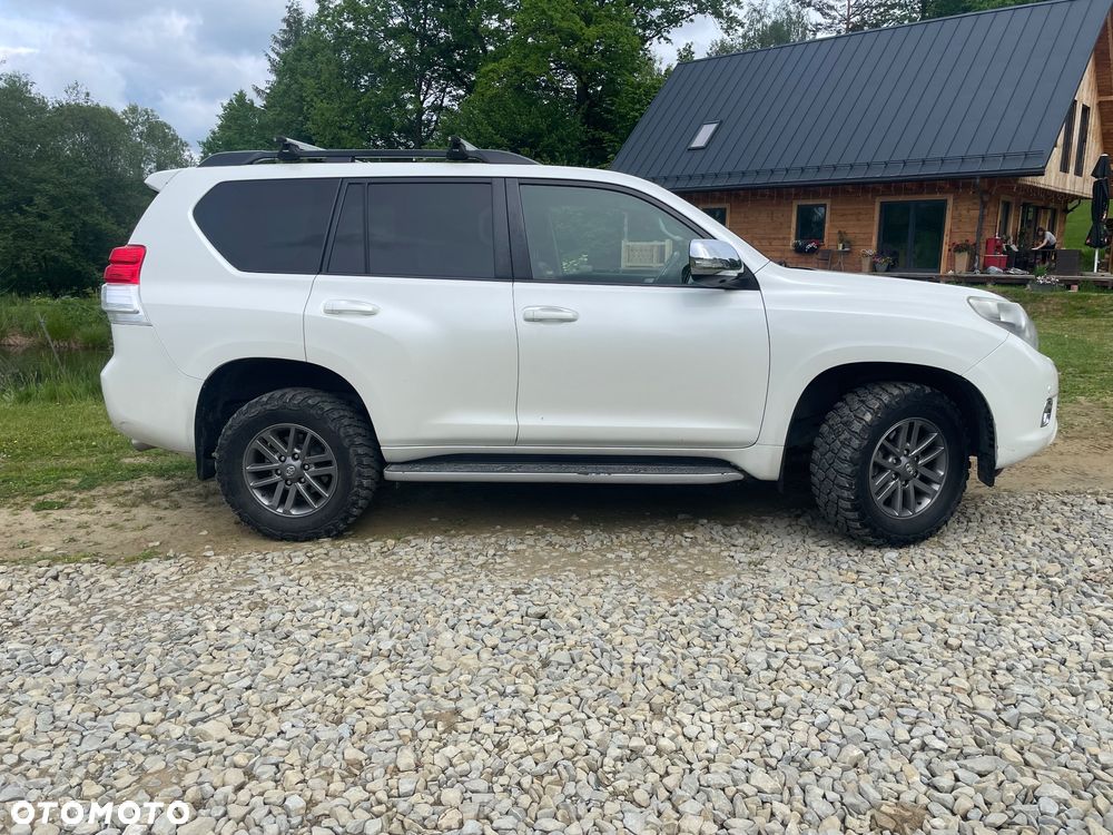 Toyota Land Cruiser LC 4.0 V6 Premium - 2