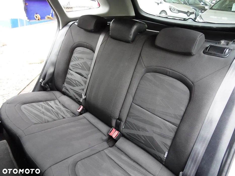Kia Ceed Cee'd 1.6 CRDi L - 17
