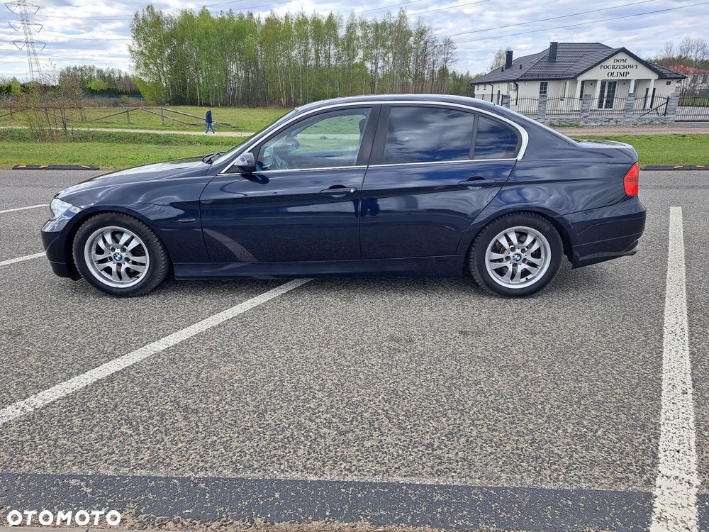 BMW Seria 3 325xi - 2