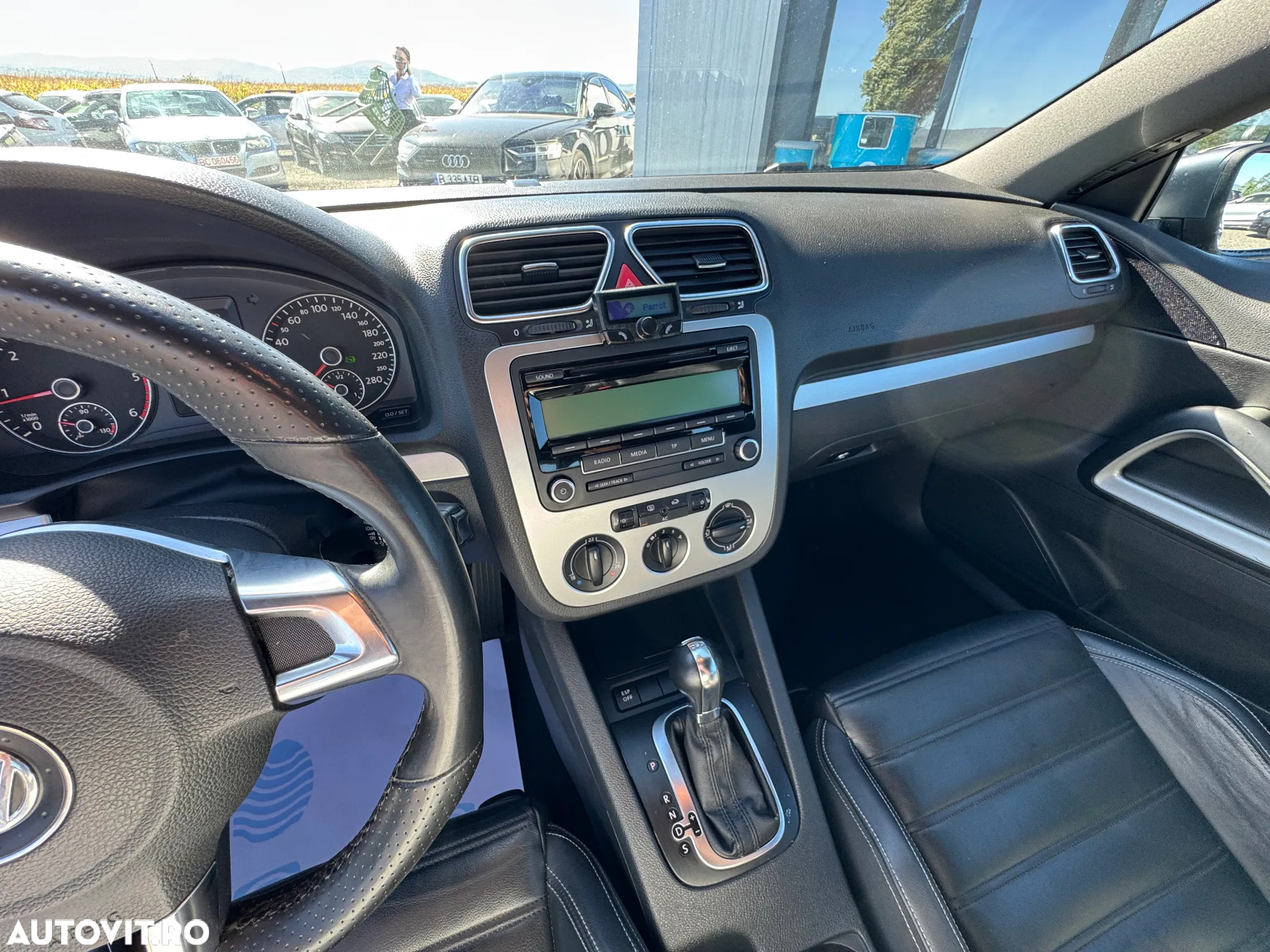 Volkswagen Scirocco 2.0 TDI DPF DSG - 25