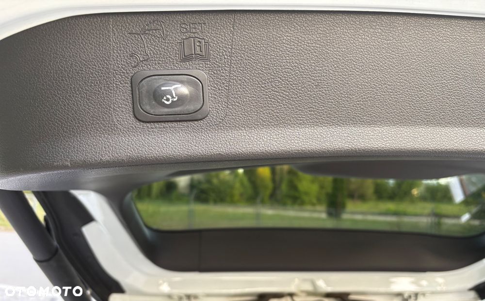 Ford Kuga 2.0 TDCi FWD ST-Line - 10