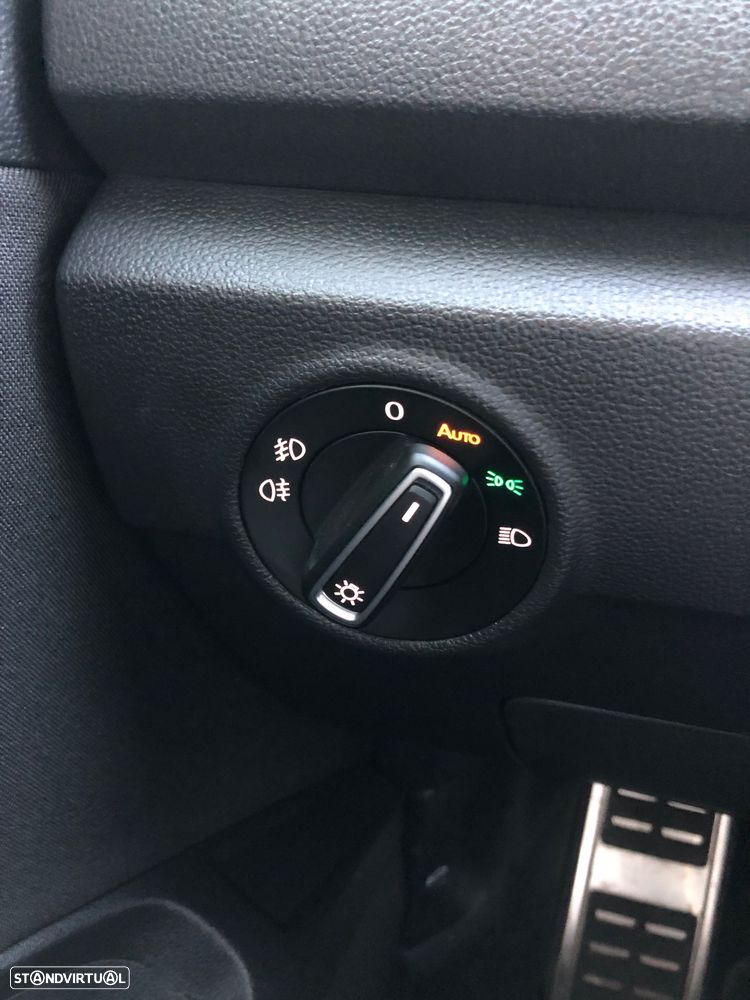 VW T-Roc 1.5 TSI Sport DSG - 36