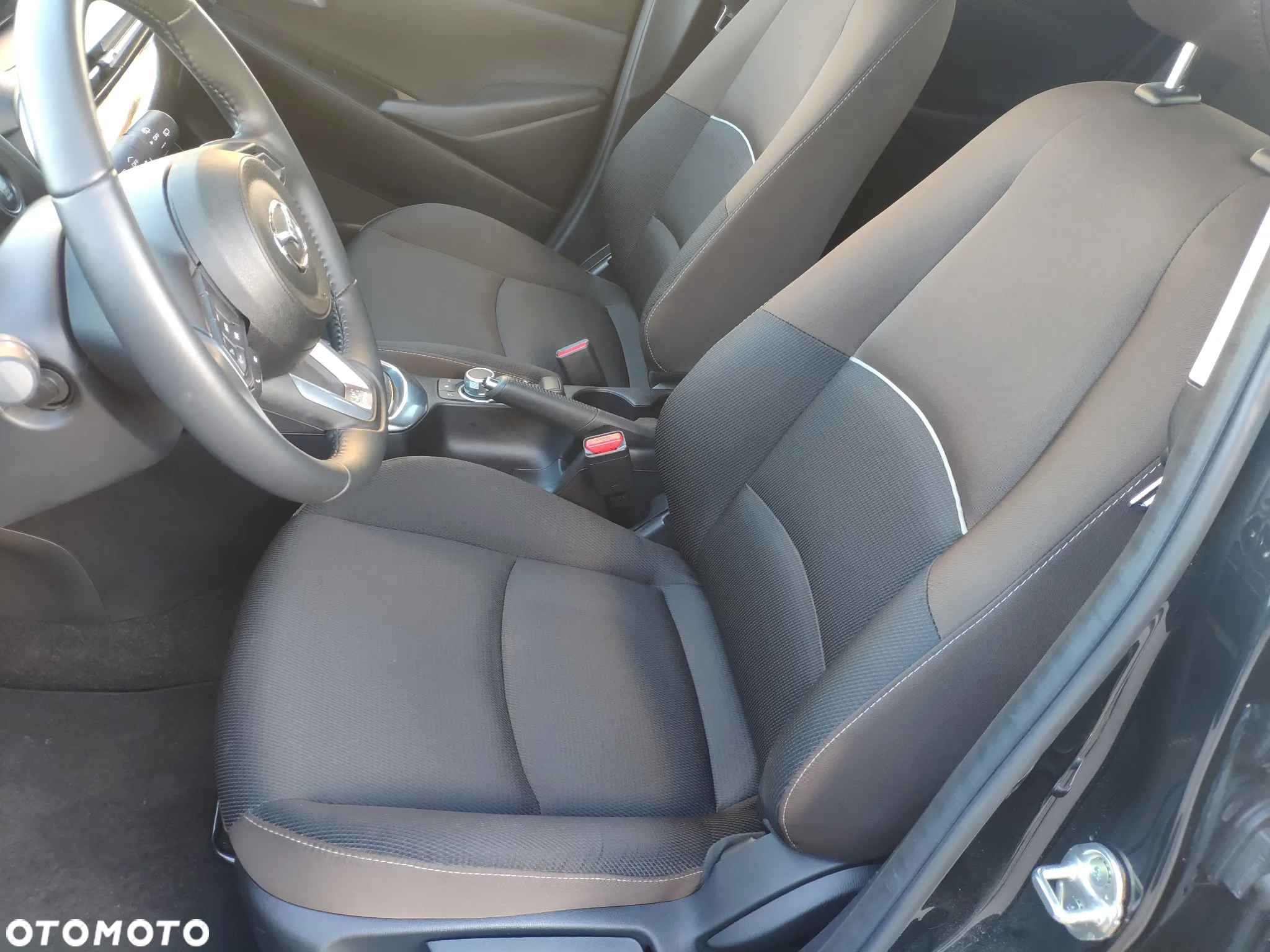 Mazda 2 - 9