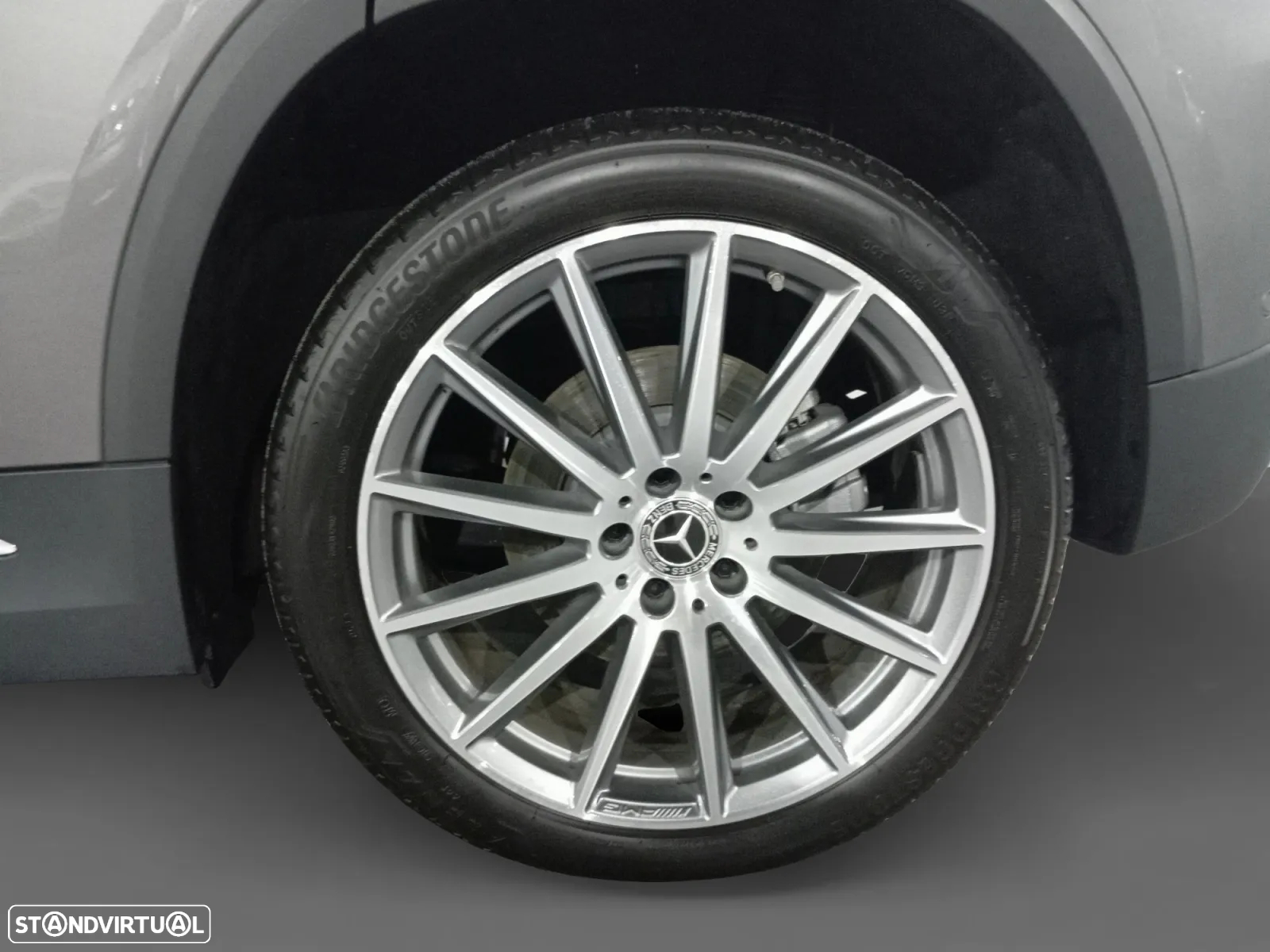 Mercedes-Benz GLA 250 e AMG Line - 16