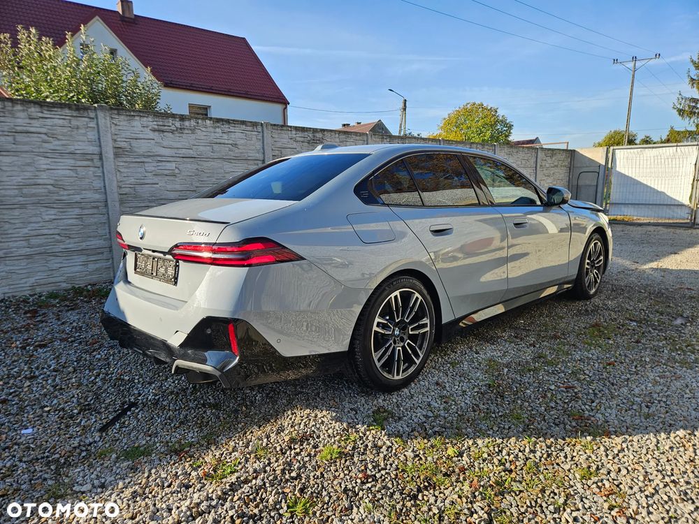 BMW Seria 5 - 10