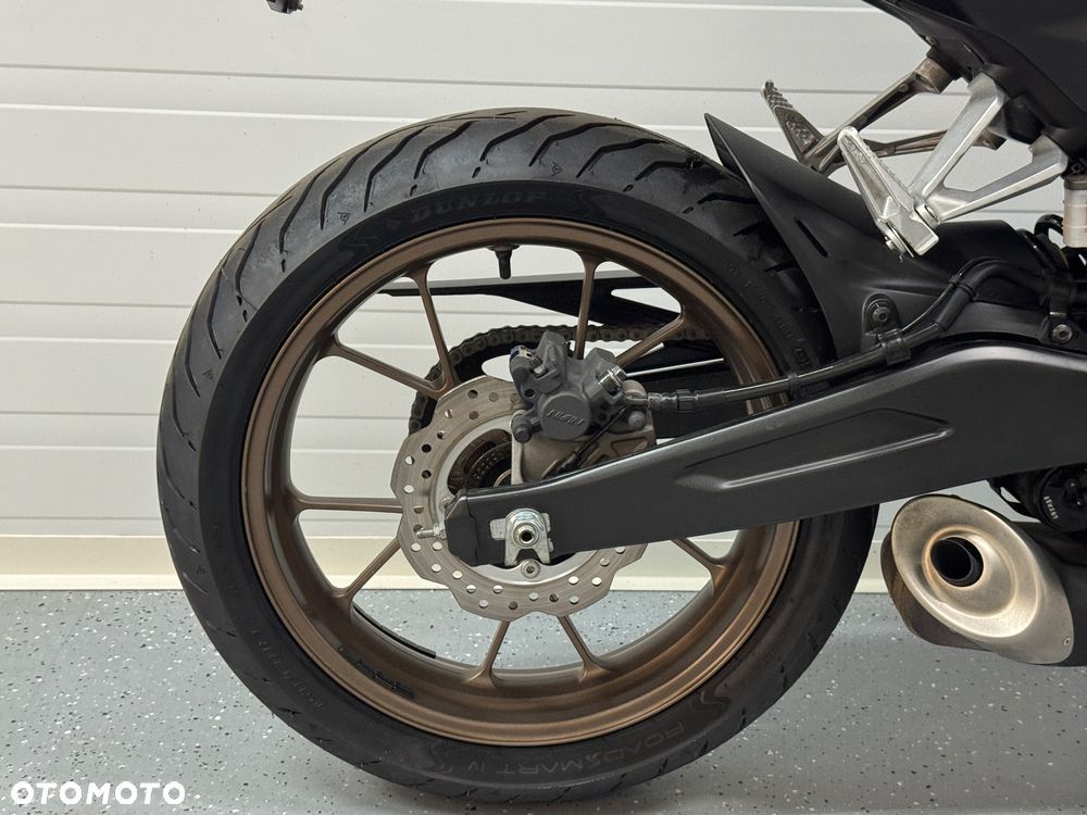 Honda CB - 7