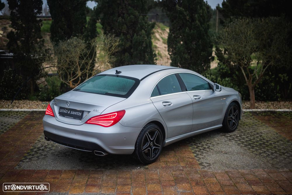 Mercedes-Benz CLA 220 CDI 7G-DCT Urban - 41