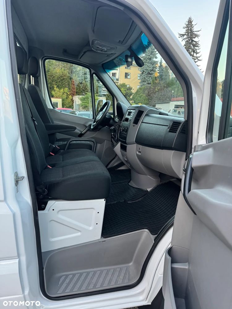 Mercedes-Benz SPRINTER - 19