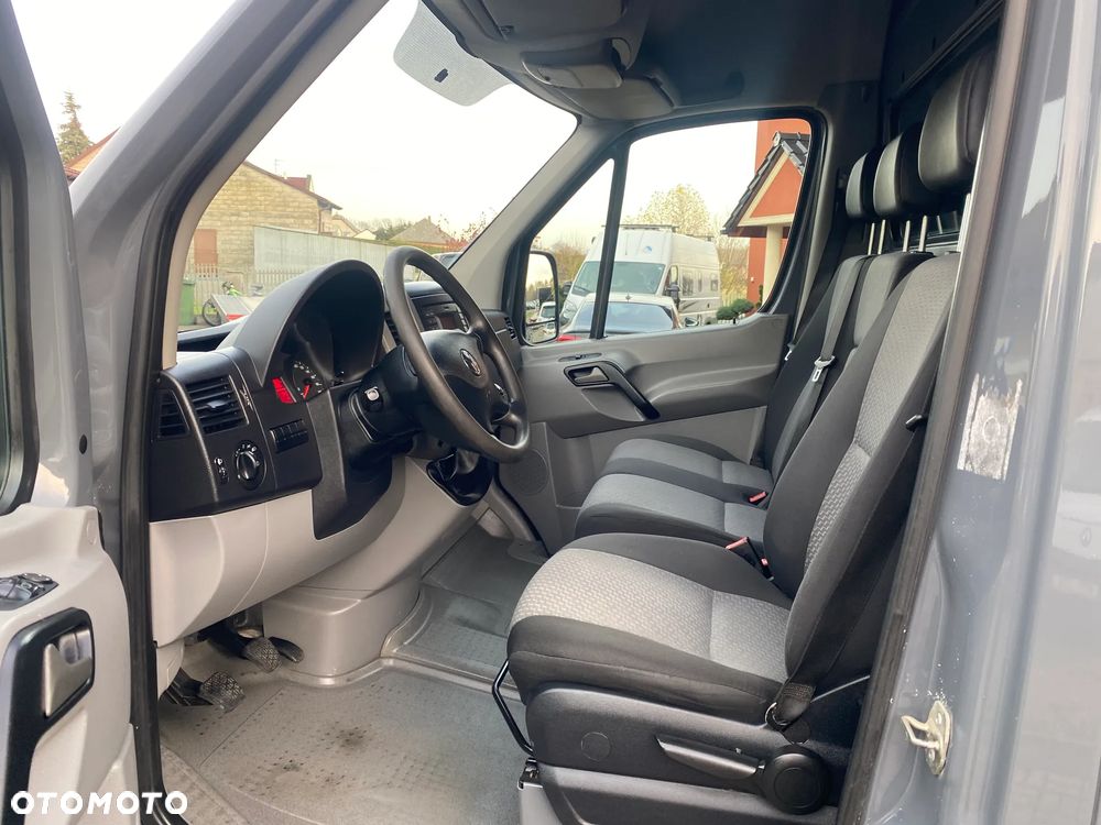 Volkswagen CRAFTER - 10