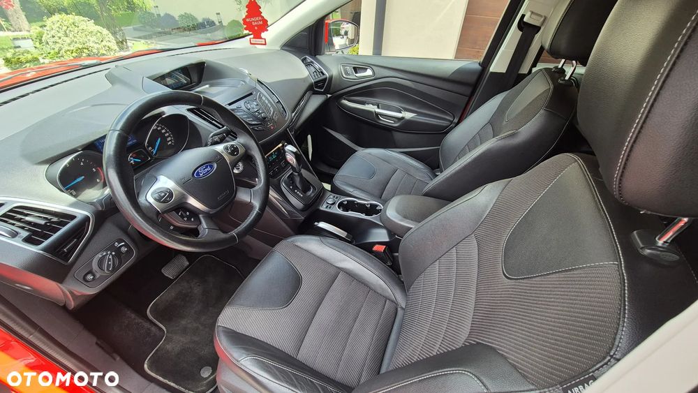 Ford Kuga 2.0 TDCi 4WD Titanium - 24