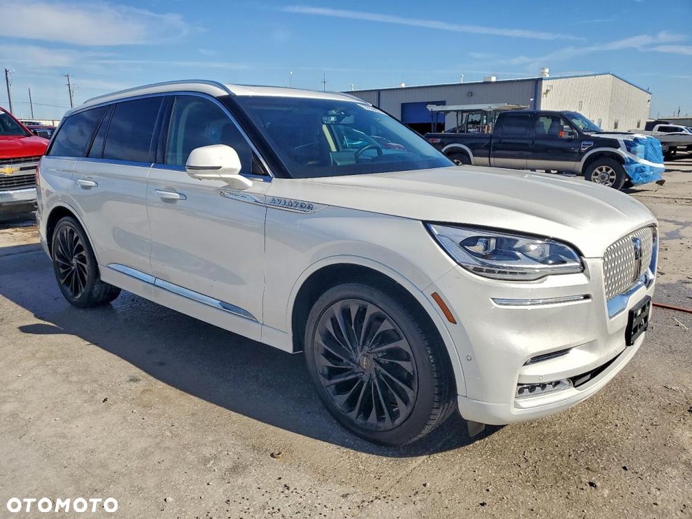 Lincoln Aviator - 5