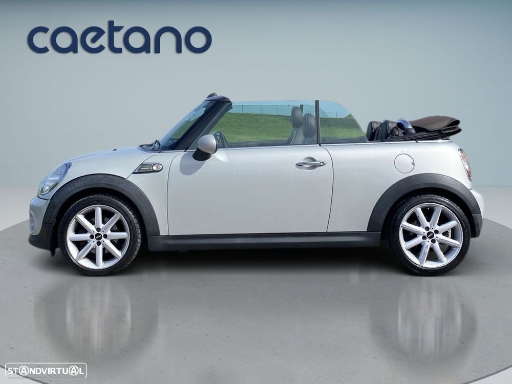 MINI Cabrio Cooper Auto - 21