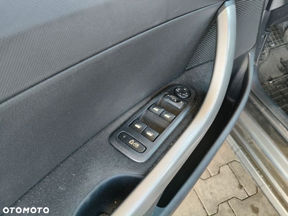 Peugeot 308 1.6 Trendy - 19
