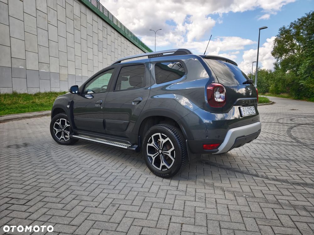 Dacia Duster 1.6 SCe Blackshadow S&S - 6
