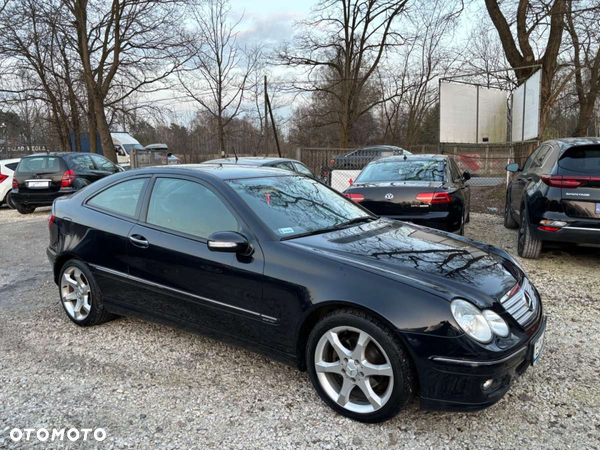 Mercedes-Benz Klasa C 180 Kompressor Starline