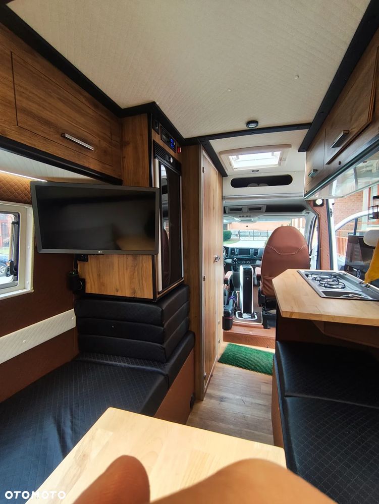 Volkswagen Crafter - 23