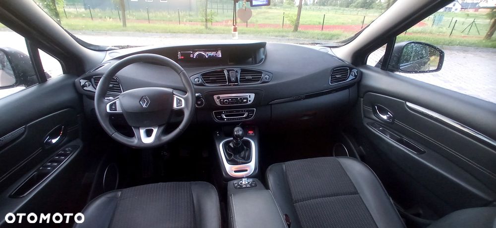 Renault Grand Scenic - 8