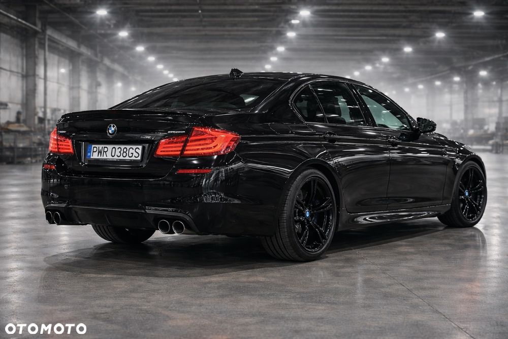 BMW M5 Standard - 12